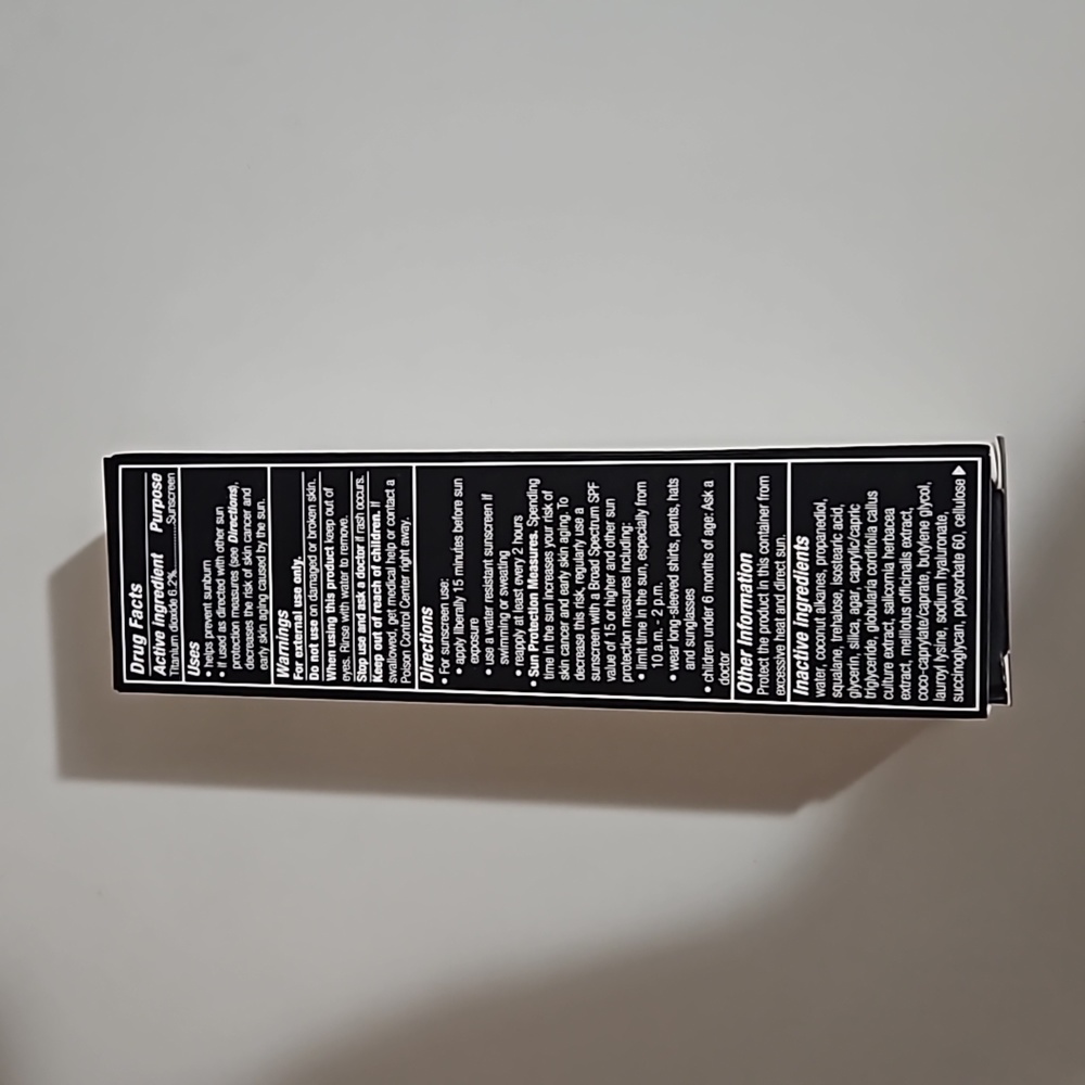 Bare Minerals Complexion Rescue - Picture 4 of 9